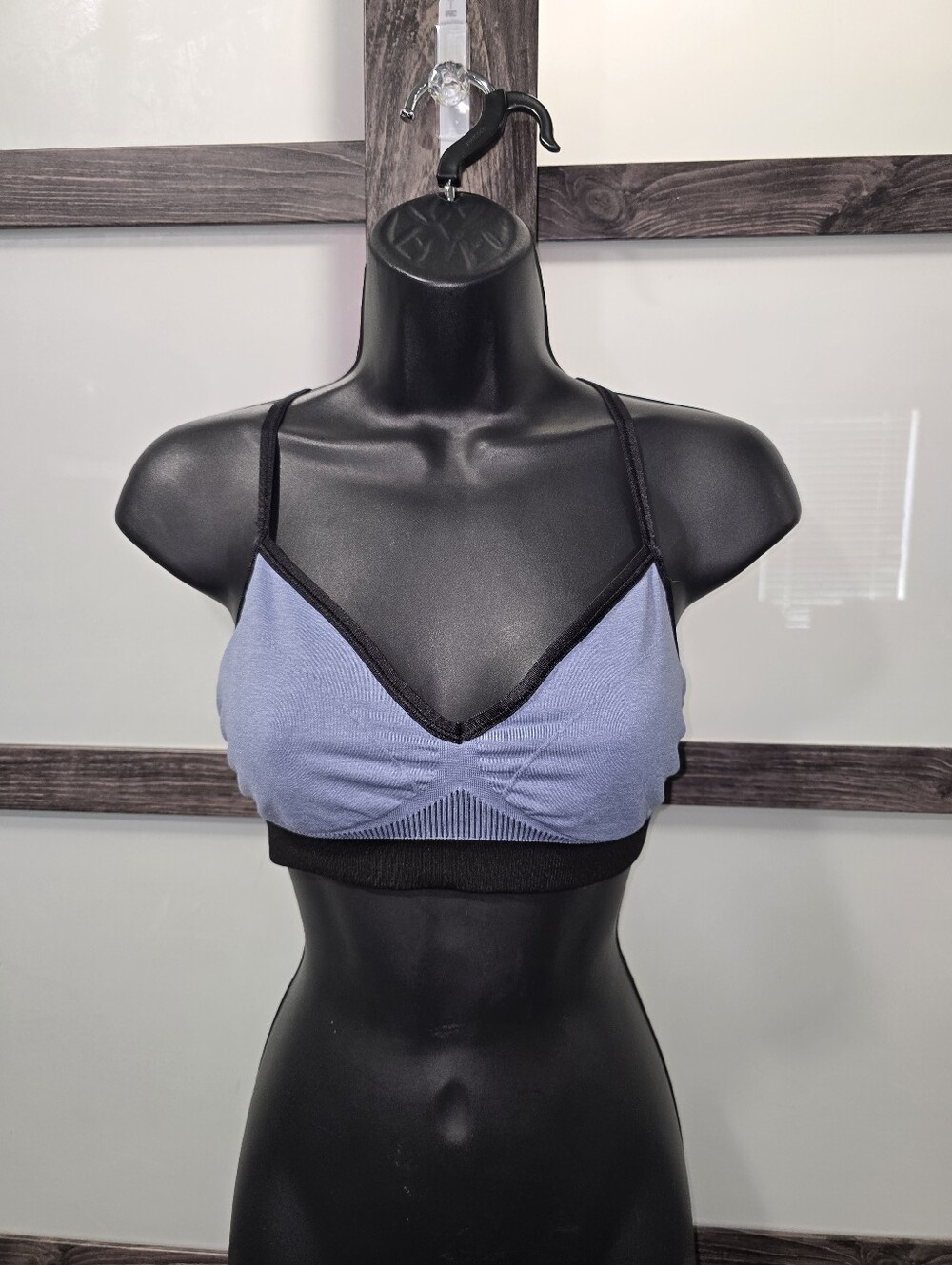 Lululemon Hold Your Om Bra II Sz 2/4